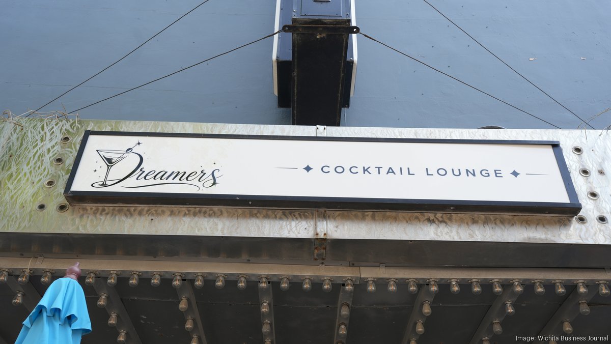 Former Vorshay's manager opens Dreamers Cocktail Lounge in same downtown space - Wichita Business Journal
