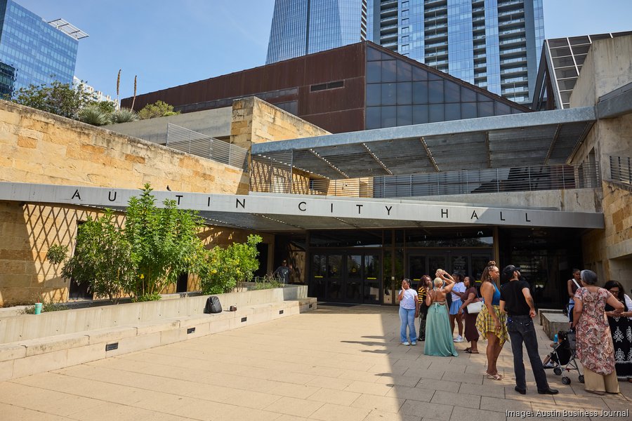 Austin City Council moves to make it easier to build fourplexes