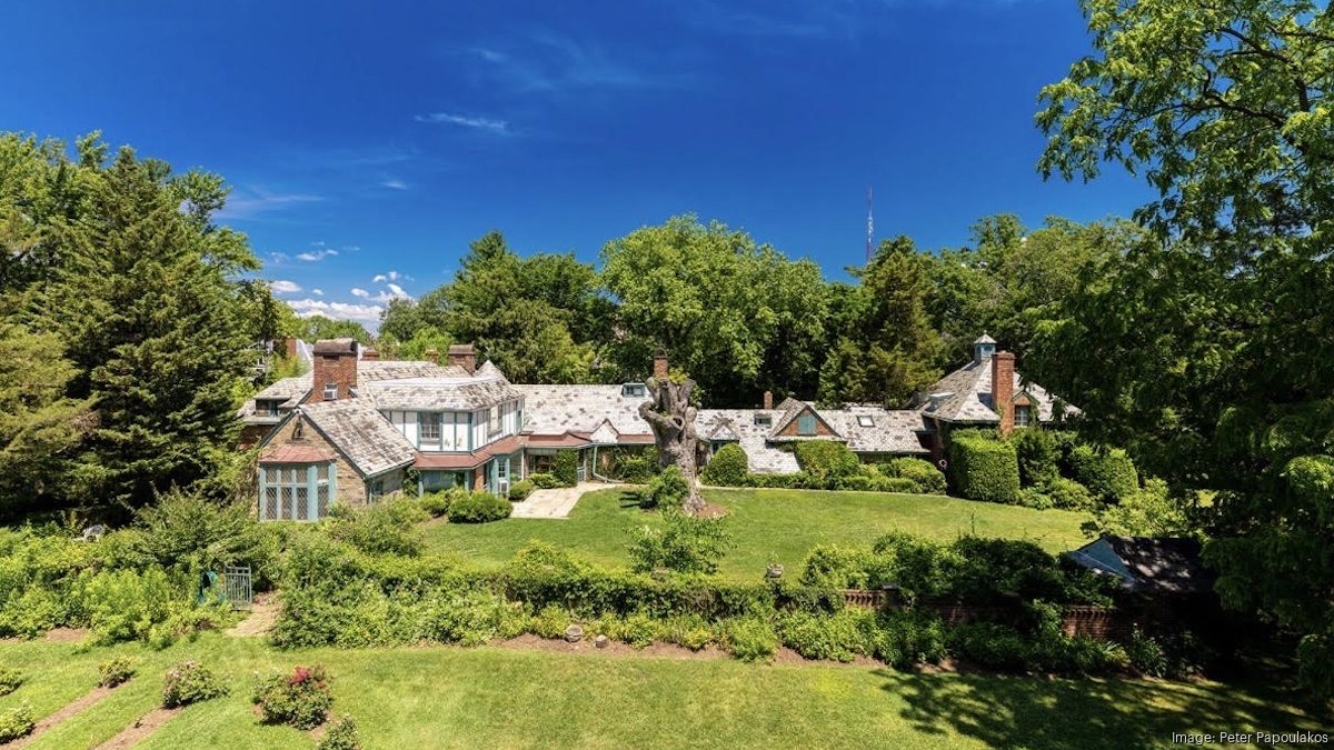 Private school buys Tenleytown's historic Under Oak estate for $8.75M