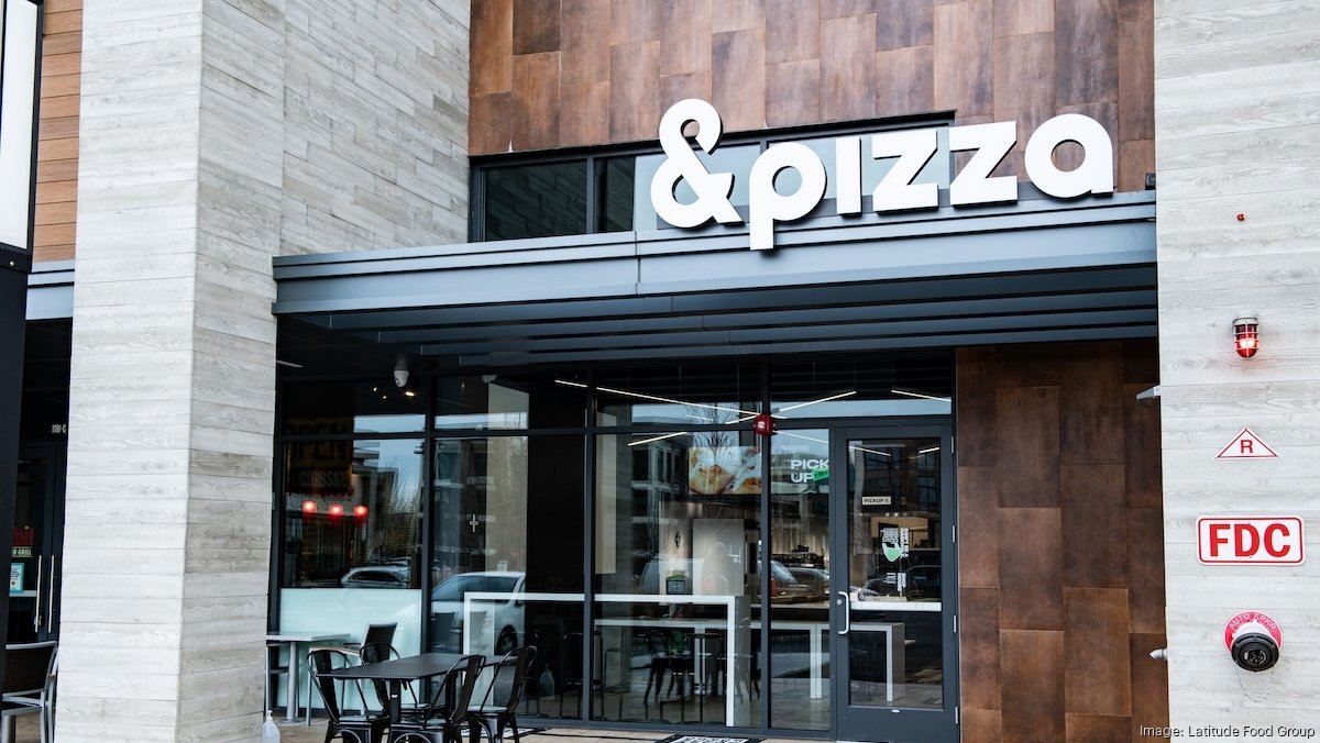 &pizza franchisees plan further expansion after opening of first Atlanta restaurant