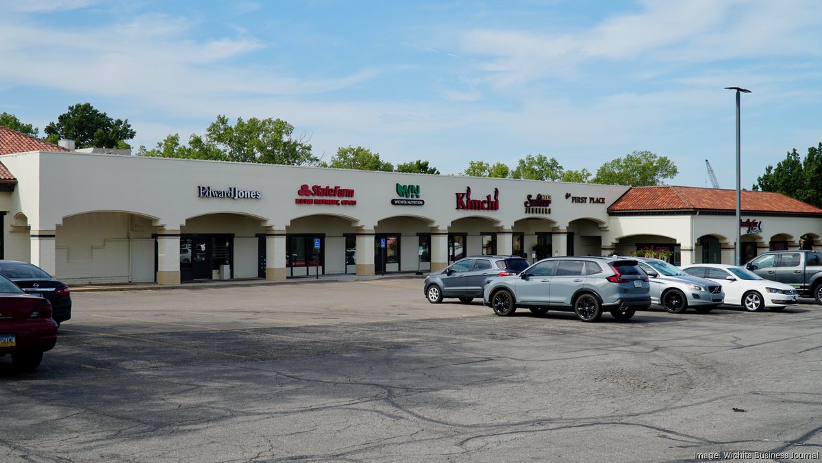 North Carolina firm acquires high-traffic Wichita retail center in $7.9M deal - Wichita Business Journal