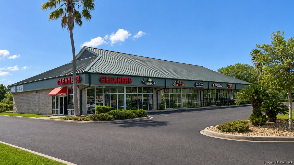 Southside retail strip trades hands as investors eye Jacksonville neighborhood centers - Jacksonville Business Journal