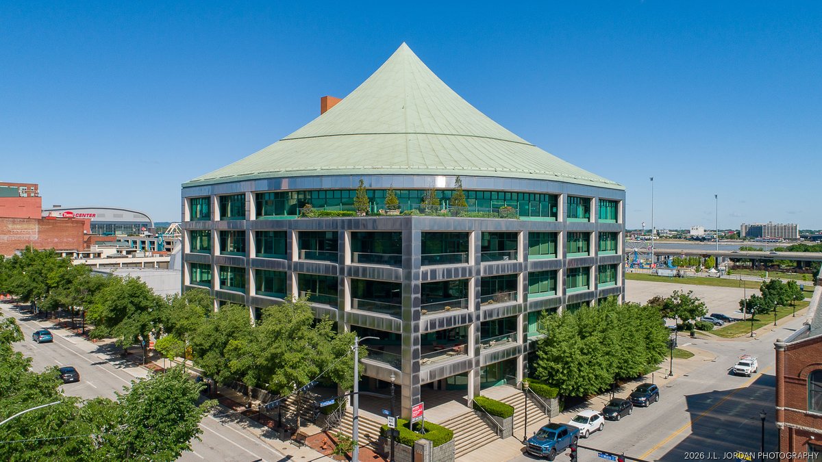 Old National Bank lists former Louisville headquarters for $1.5M