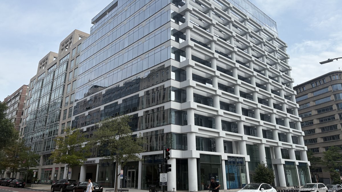 Residential conversion specialist Monument Realty returns to office market with downtown D.C. deal
