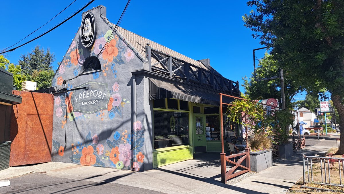 Freeport Bakery reportedly being sold to Ettore's Bakery & Cafe owner