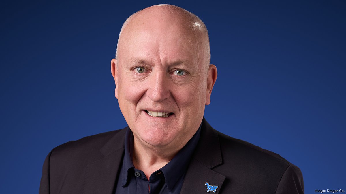 Kroger hires another Walmart veteran for C-suite post