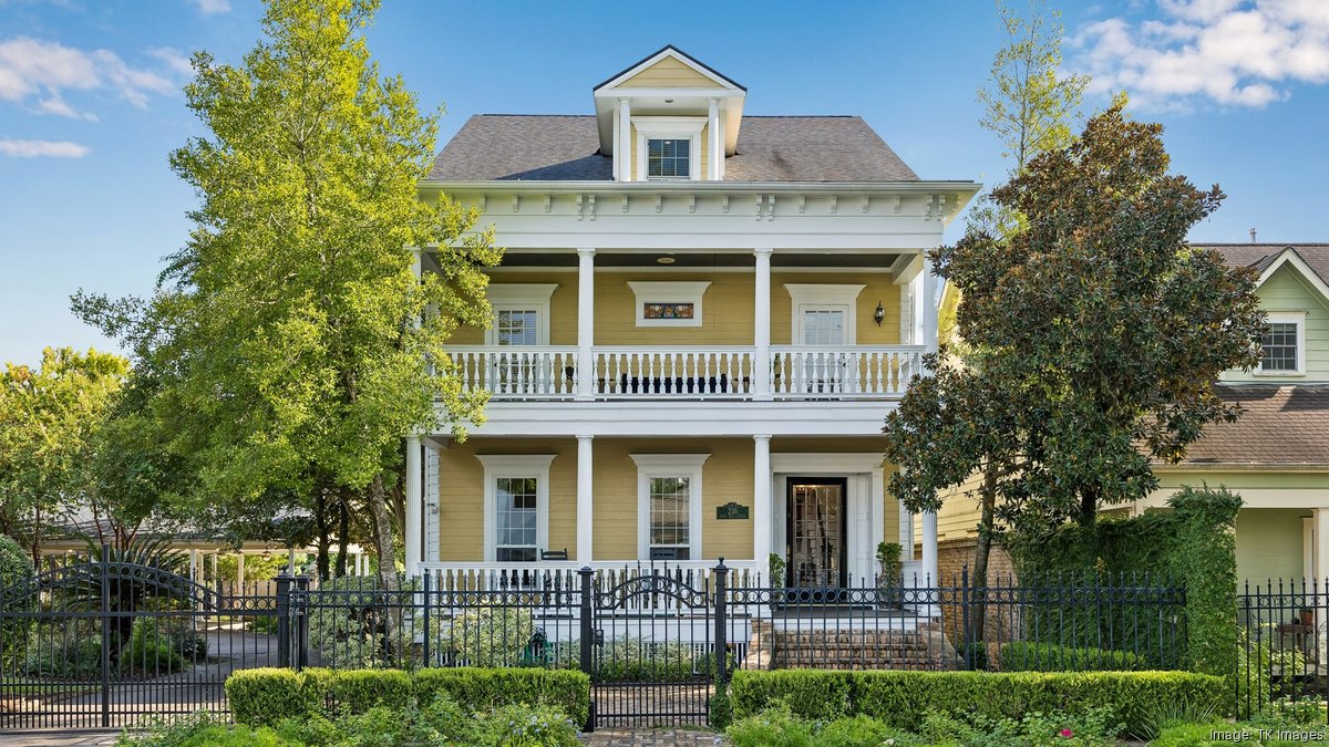 Half-acre estate spanning entire block in Sunset Heights hits market for $3.6M