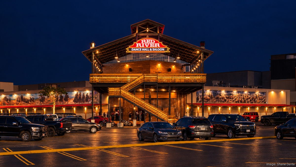 Cowboys Red River Dance Hall & Saloon opens in former Sharpstown Mall space