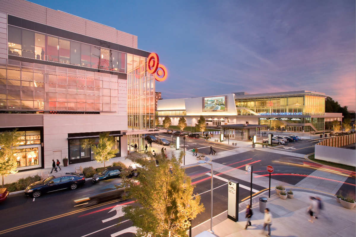 Merrifield's Mosaic District loses its first retailer - Washington ...