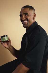 Eagles QB Jalen Hurts adds hair care brand to growing endorsement portfolio