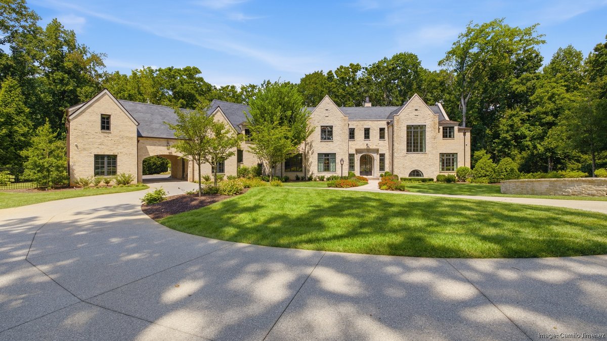 Johns Creek estate listed for $18.9 million, would be record price for northern suburb