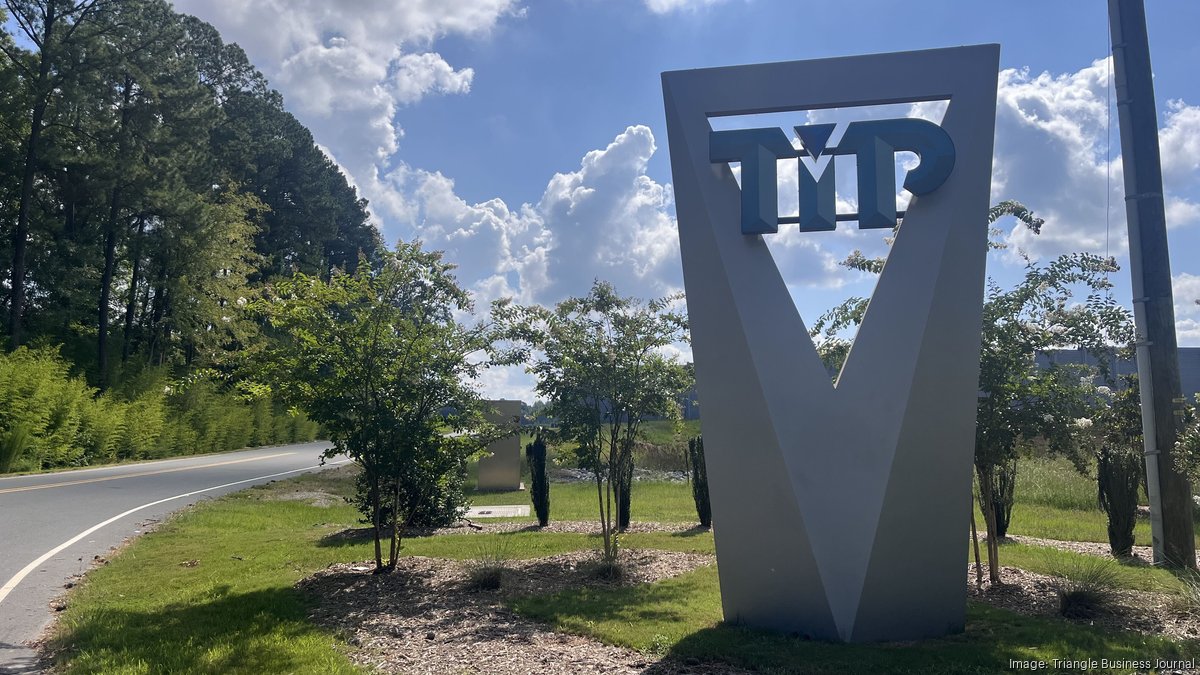 FedEx buys distribution hub in North Carolina megasite for nearly $60M