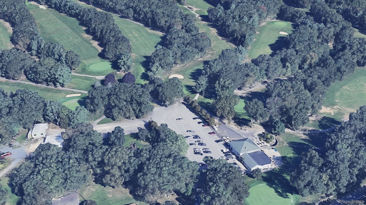 Family-owned Attleboro golf course lists for sale after 70 years
