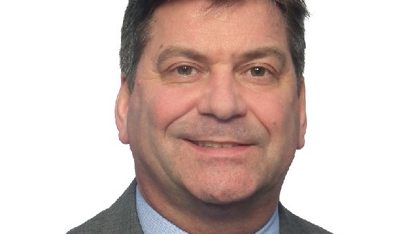 Giant Landover names new president