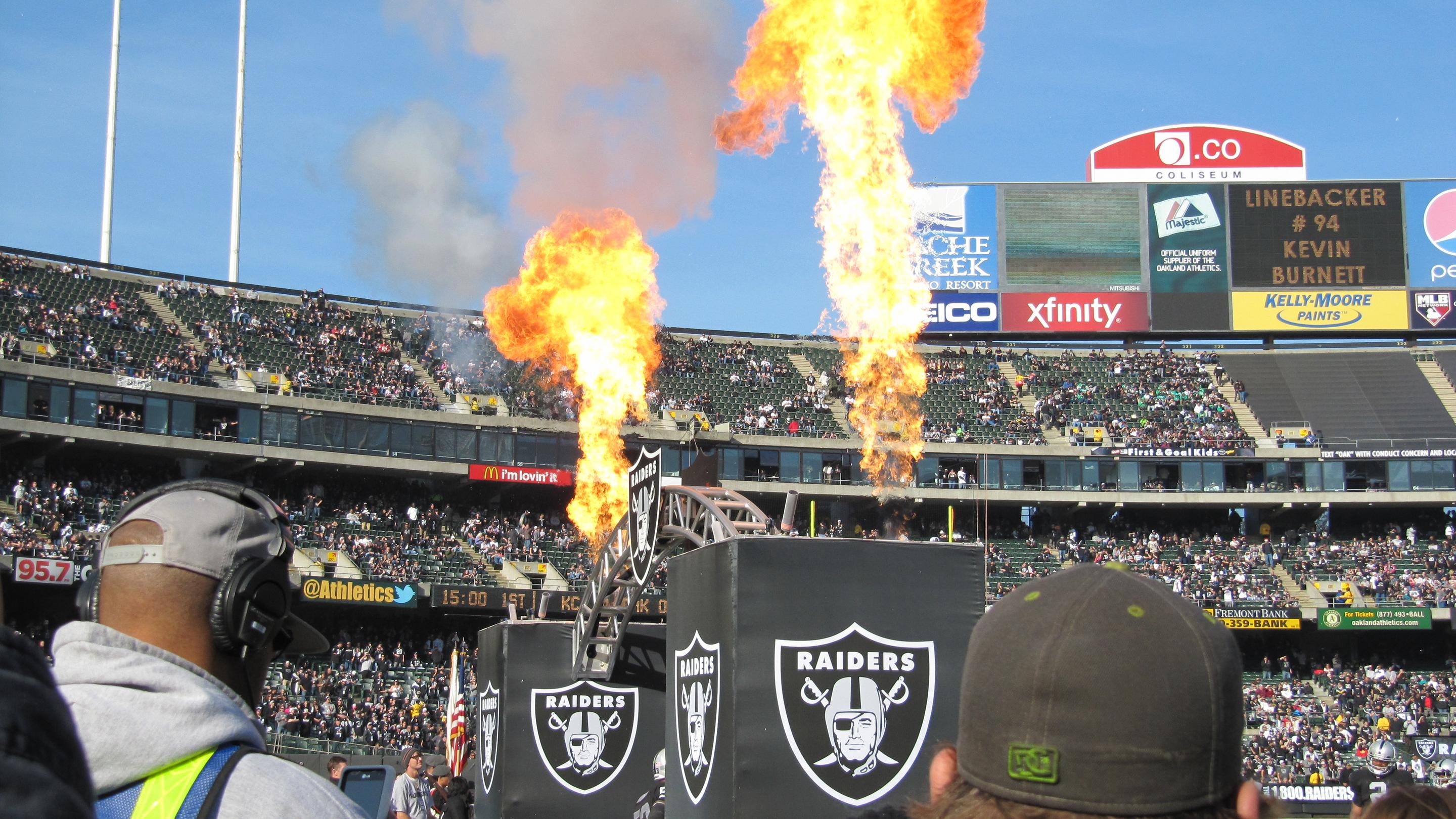 Raiders to play final game in Oakland Coliseum