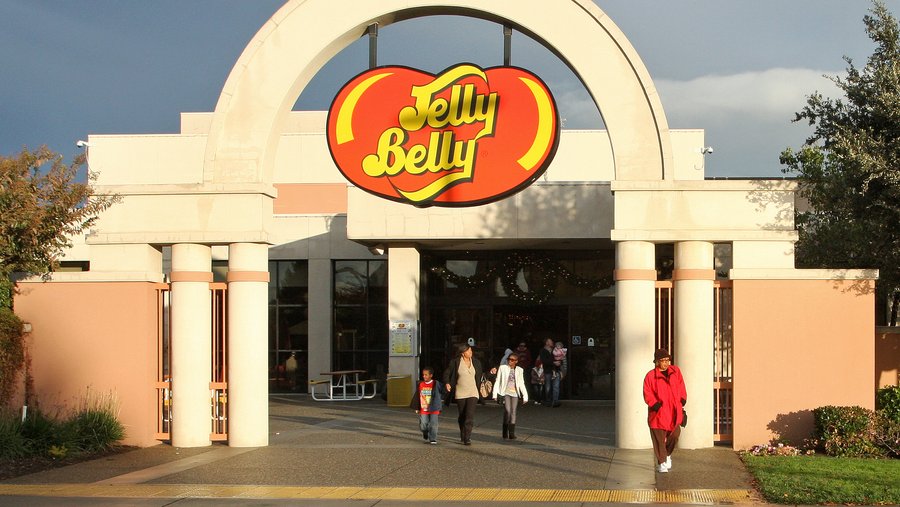 Jelly Belly closes its Pleasant Prairie store and tour Milwaukee
