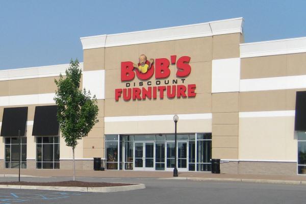 Bob S Discount Furniture Infiltrating Milwaukee Area Furniture