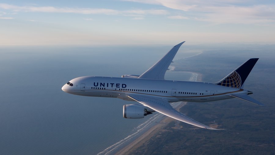 United 787 Dreamliner