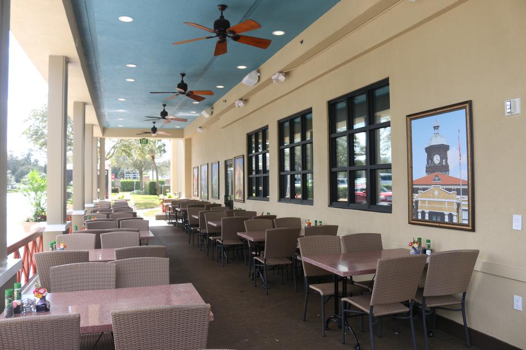 Another Broken Egg Cafe® Debuts a New Look at Three Florida Locations