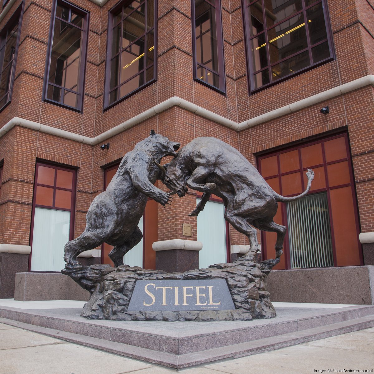 Stifel Financial Acquires Moldaver, Lee & Chrebet Group