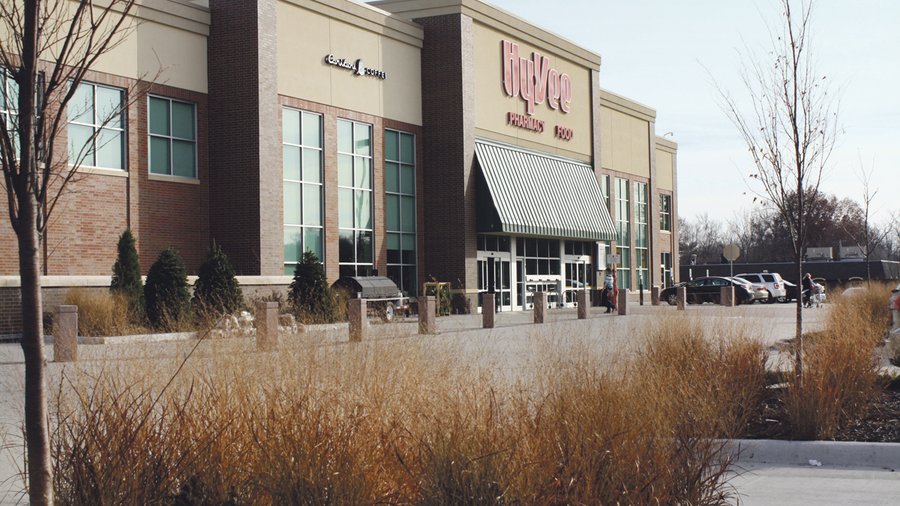 HyVee lays off 580 workers at Kansas City distribution facility