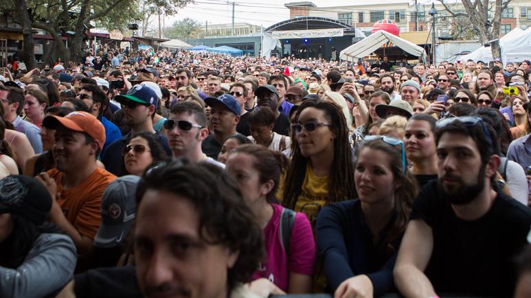 With crowds all atwitter, SXSW named 