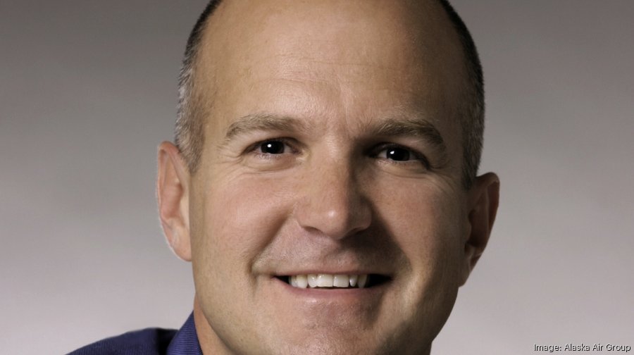 Alaska Airlines weighs order for new jets and stock dividend boost