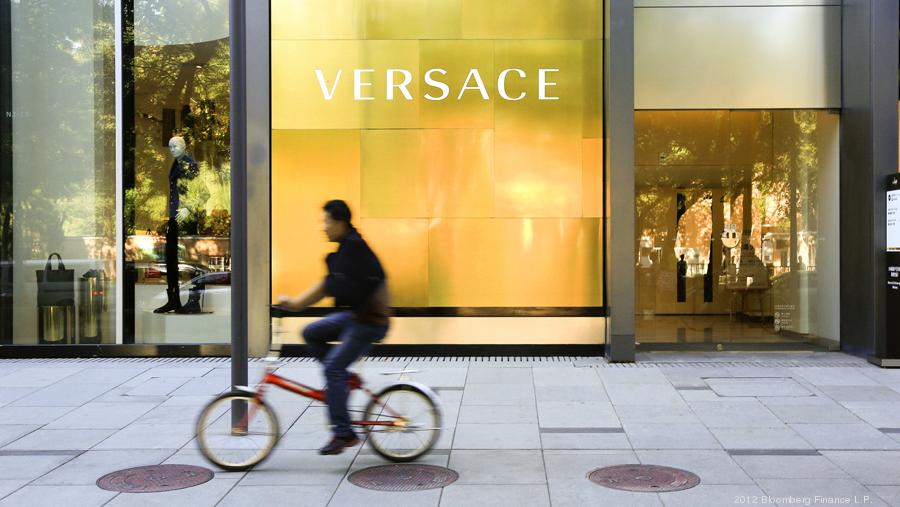 Versace to open store at Hawaii's Ala Moana Center - Pacific Business News