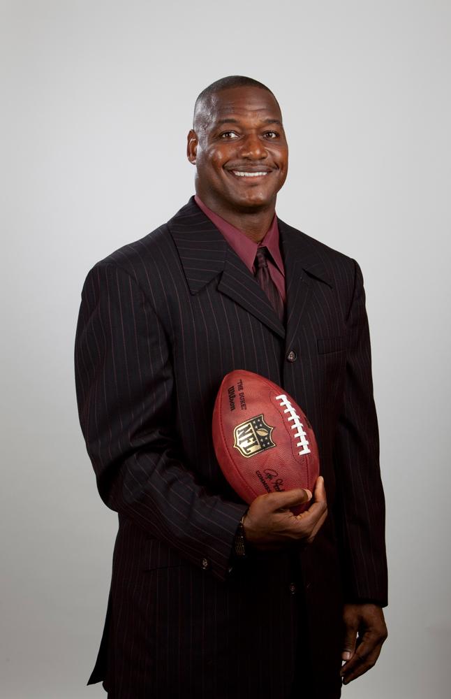 Former Buc Derrick Brooks elected into Hall of Fame