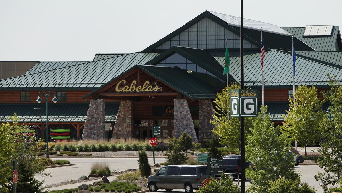 Bass Pro Shops to acquire Cabela's in $5.5 billion deal - Milwaukee ...