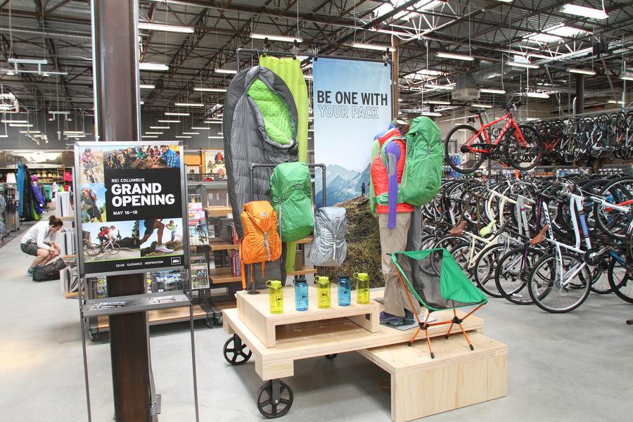 rei bike store