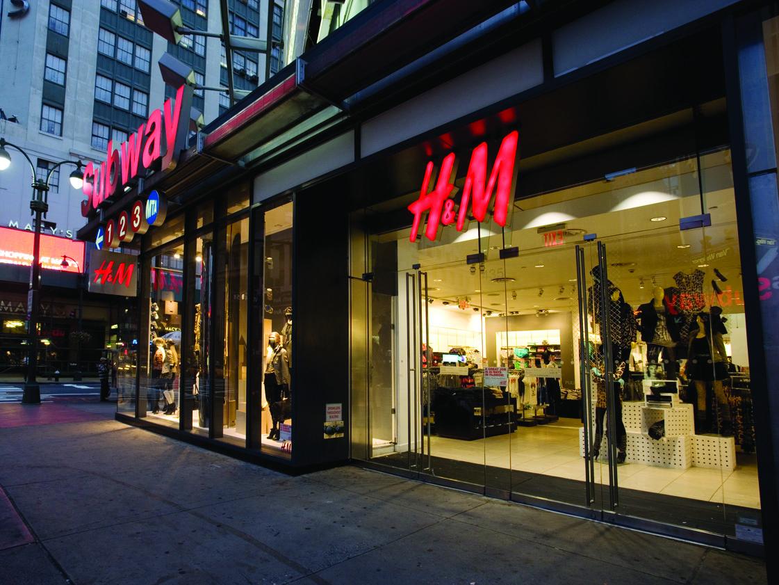 Forever 21 opens and H&M plans to open at St. Clair Square