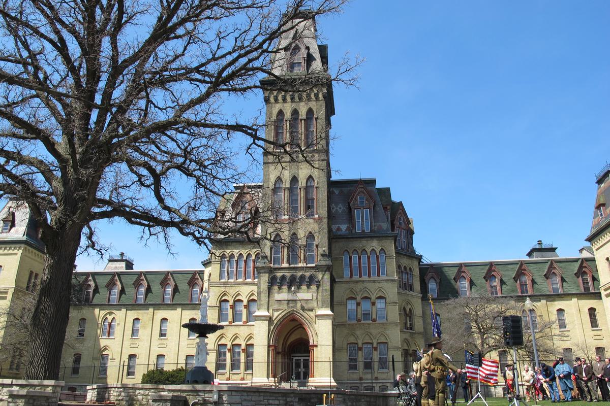 Soldiers Home in Milwaukee gains national landmark designation ...