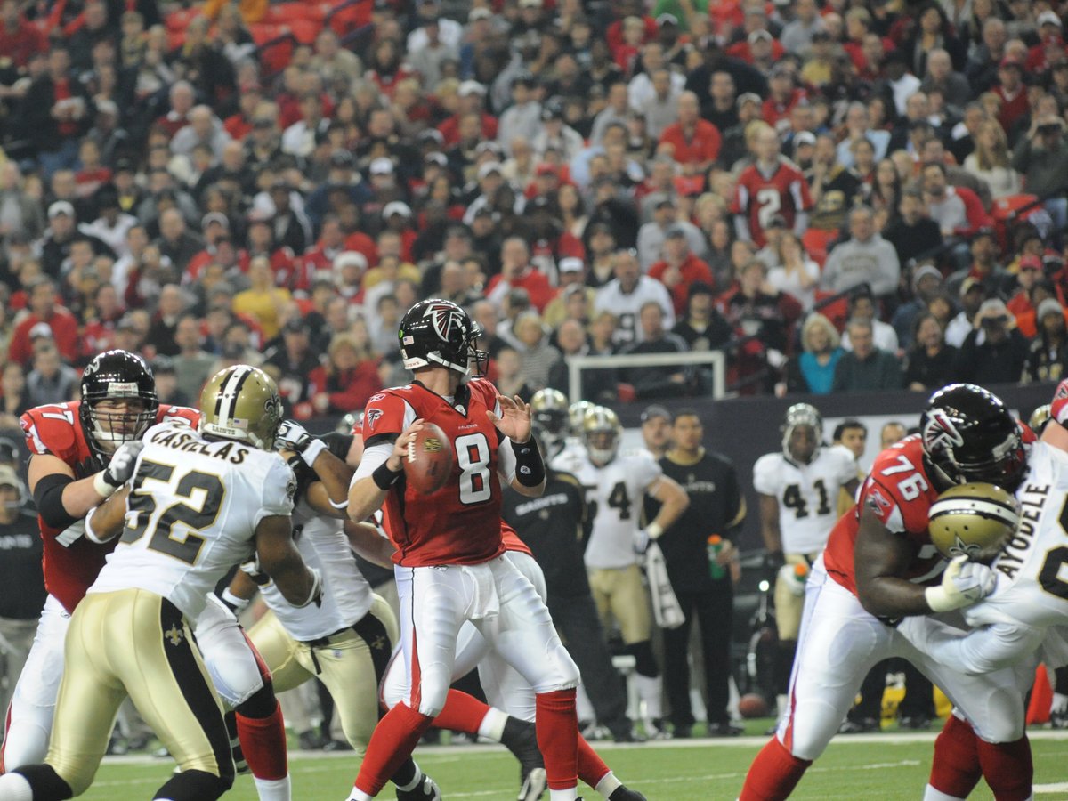 Atlanta Falcons channel 'Game of Thrones,' takes jab at Saints, with