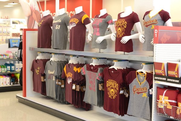 U of M Gopher athletics signs 10-year agreement with Hanes