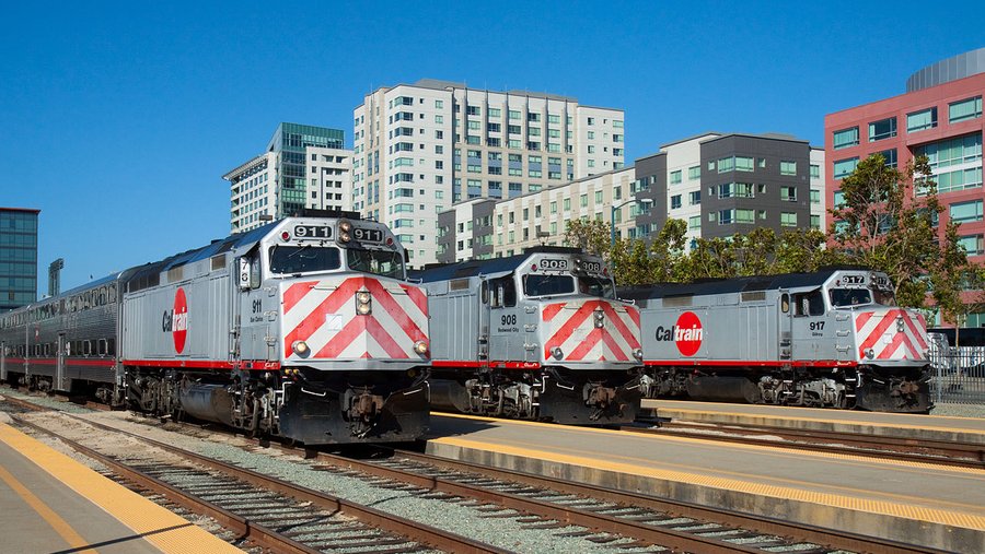 Sf Train Caltrain's weekend service to San Francisco about to be restored ...