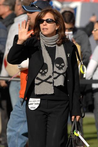 Sports: Amy Trask to head new basketball league - Bizwomen