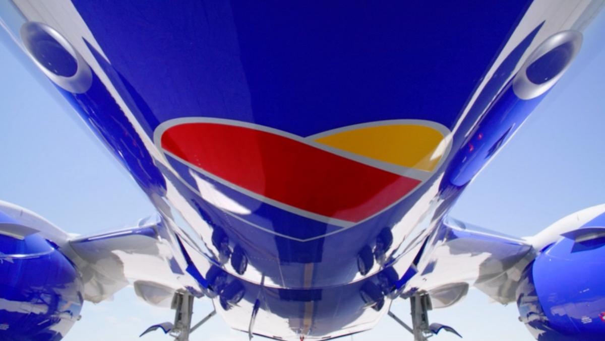 Southwest Airlines' on-time performance drops sharply in December ...