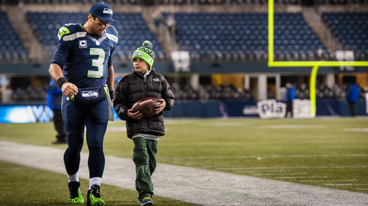 Seahawks QB Russell Wilson mourns loss of 'best friend' Trevor Moawad