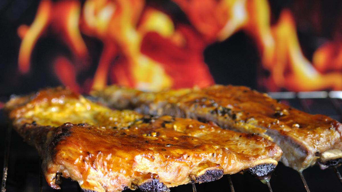 Weber study shows that grilling is tied to happiness - Chicago Business ...