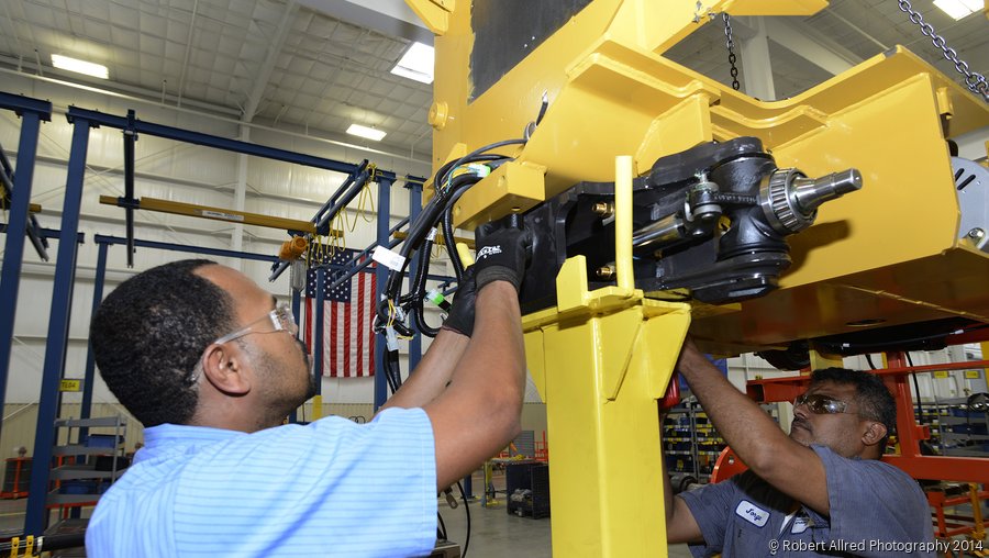 Mitsubishi Caterpillar Forklift America, Jungheinrich to build