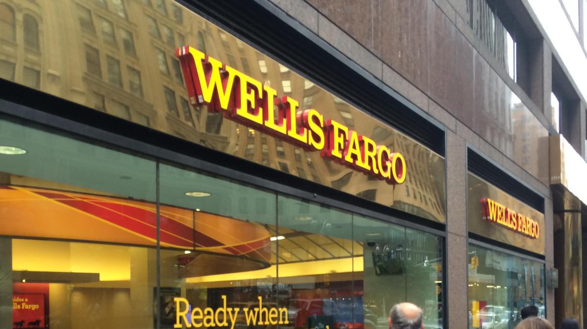 In sharp reversal, Wells Fargo hires mortgage staff Minneapolis / St