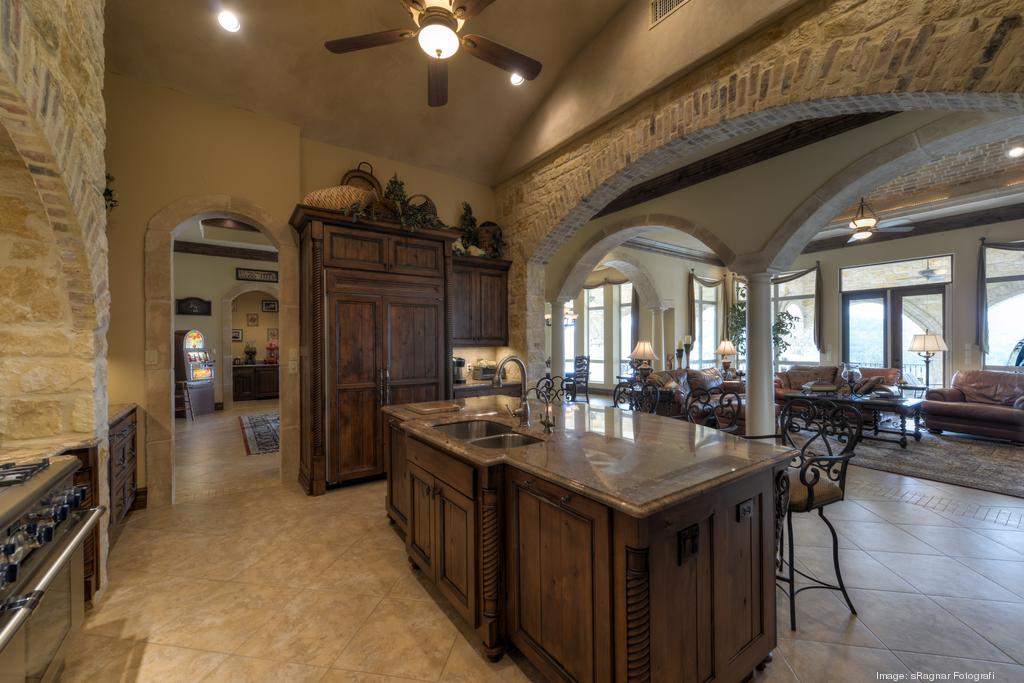 Stunning Estate in Anaqua Springs Ranch Anaqua Springs Ranch San