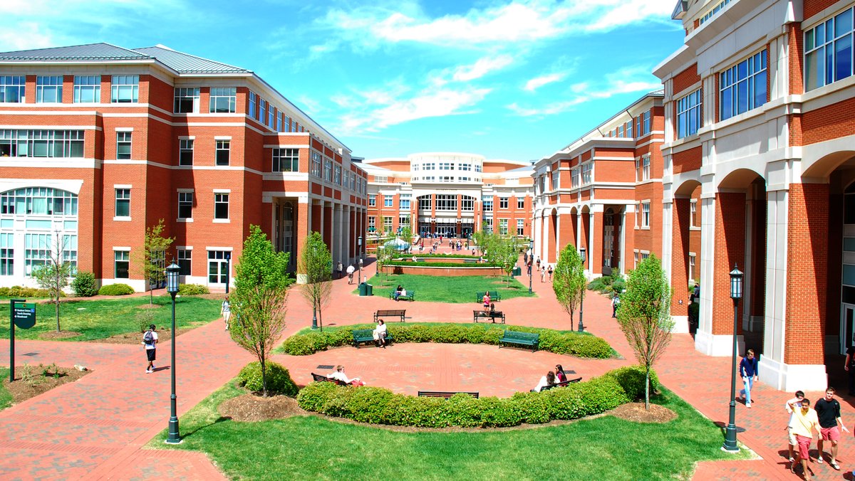 Unc Charlotte Among Top 100 Public Universities Us News And World Report Charlotte Business Journal 