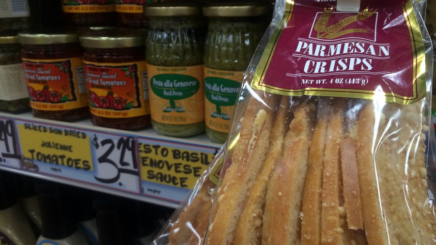 trader joe's parmesan crisps