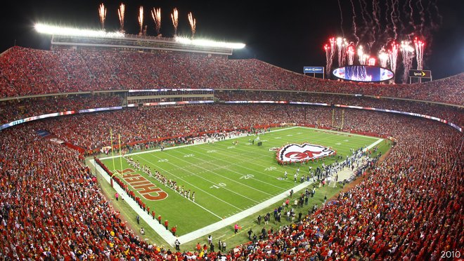 GEHA Field at Arrowhead Stadium gives Chiefs fans a top 10 venue in NFL in  new ranking - Kansas City Business Journal