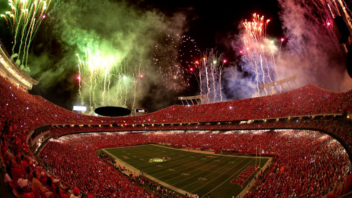 Chiefs president says team will consider building new stadium in