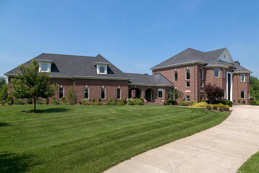 Biggest Secret in Prospect . . . Elegant 5 to 46 Acre Estate, 20