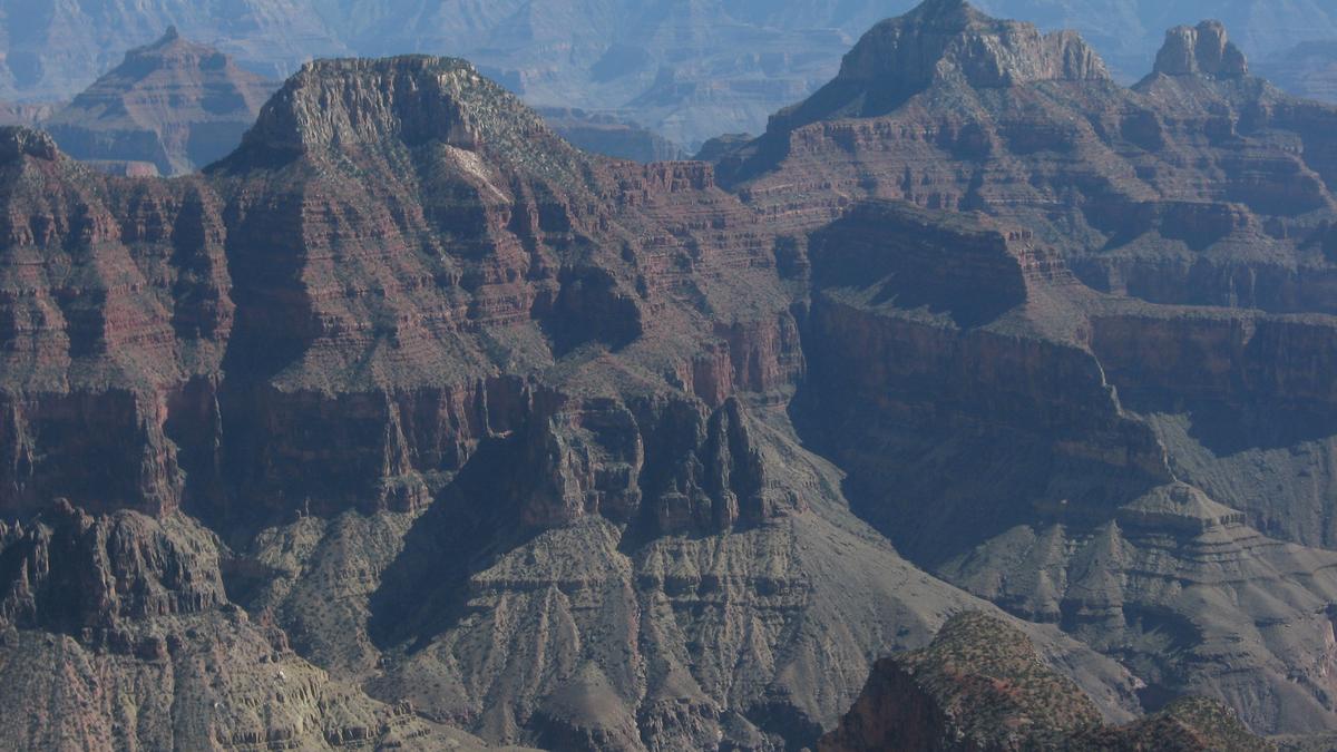 United Airlines, Frontier Airlines launching new flights from Denver