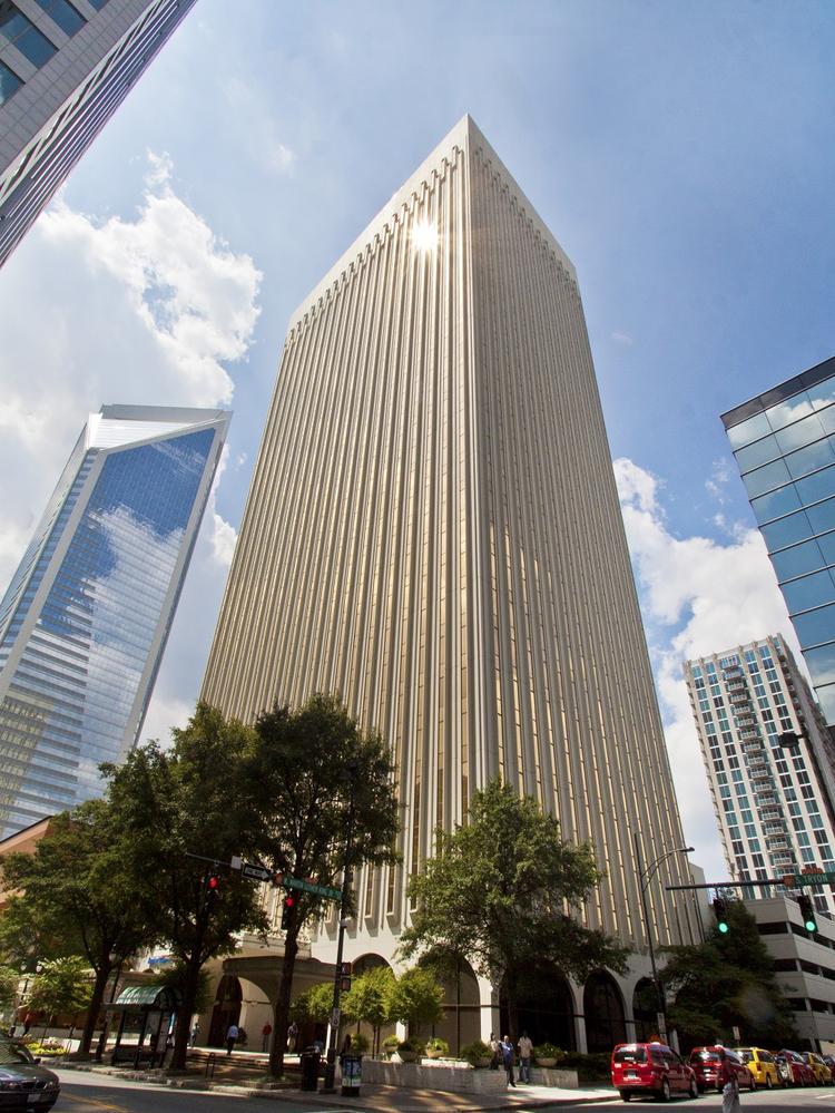 Trinity Capital and DRA Advisors purchase 400 South Tryon building in ...